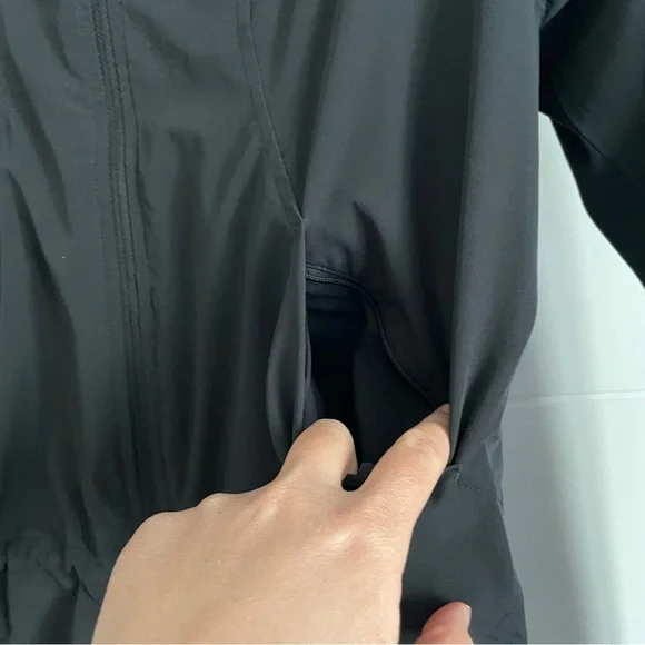 Lululemon Pack it Up Jacket - Picture 2 of 12